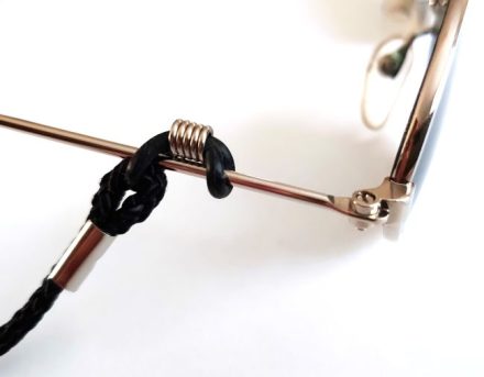 Spec-cord on thin temple (arm)